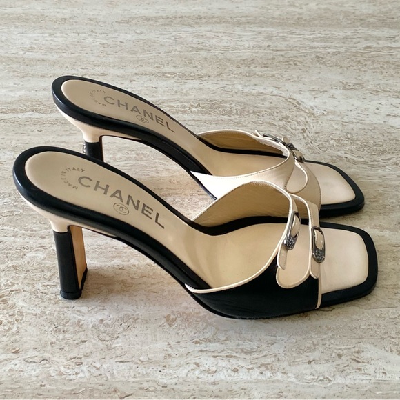 Vintage Chanel Camellia Buckle Sandal Heels - Picture 5 of 10